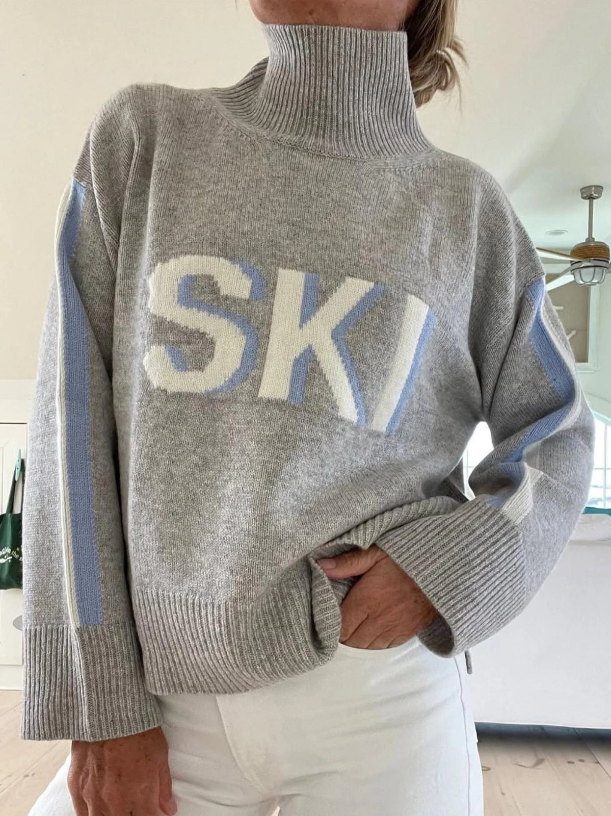 Women’s Retro Turtleneck Sweater
